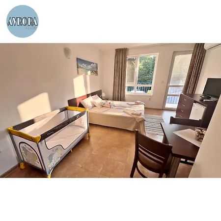 Avrora Studio's アパート