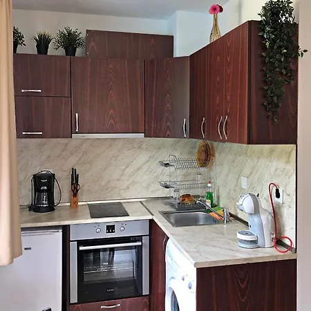 Appartement Avrora Studio's *