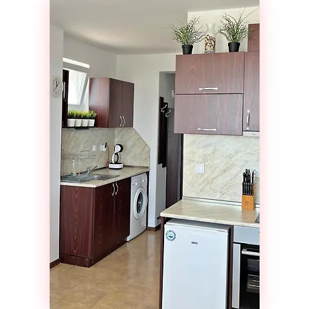 Avrora Studio's Διαμέρισμα Byala (Varna)